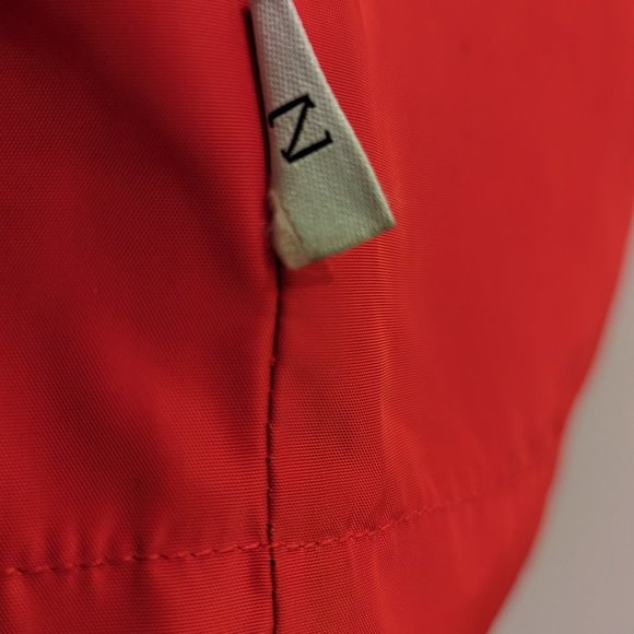 NKLS Quebec City Urban Streetwear Windbreaker with hood - Picture 6 of 9